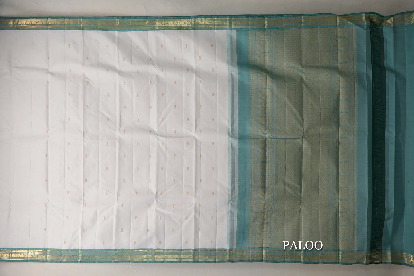 Off-White with Pastel Green Borders Vintage Kanjivaram Silk Saree paloo
