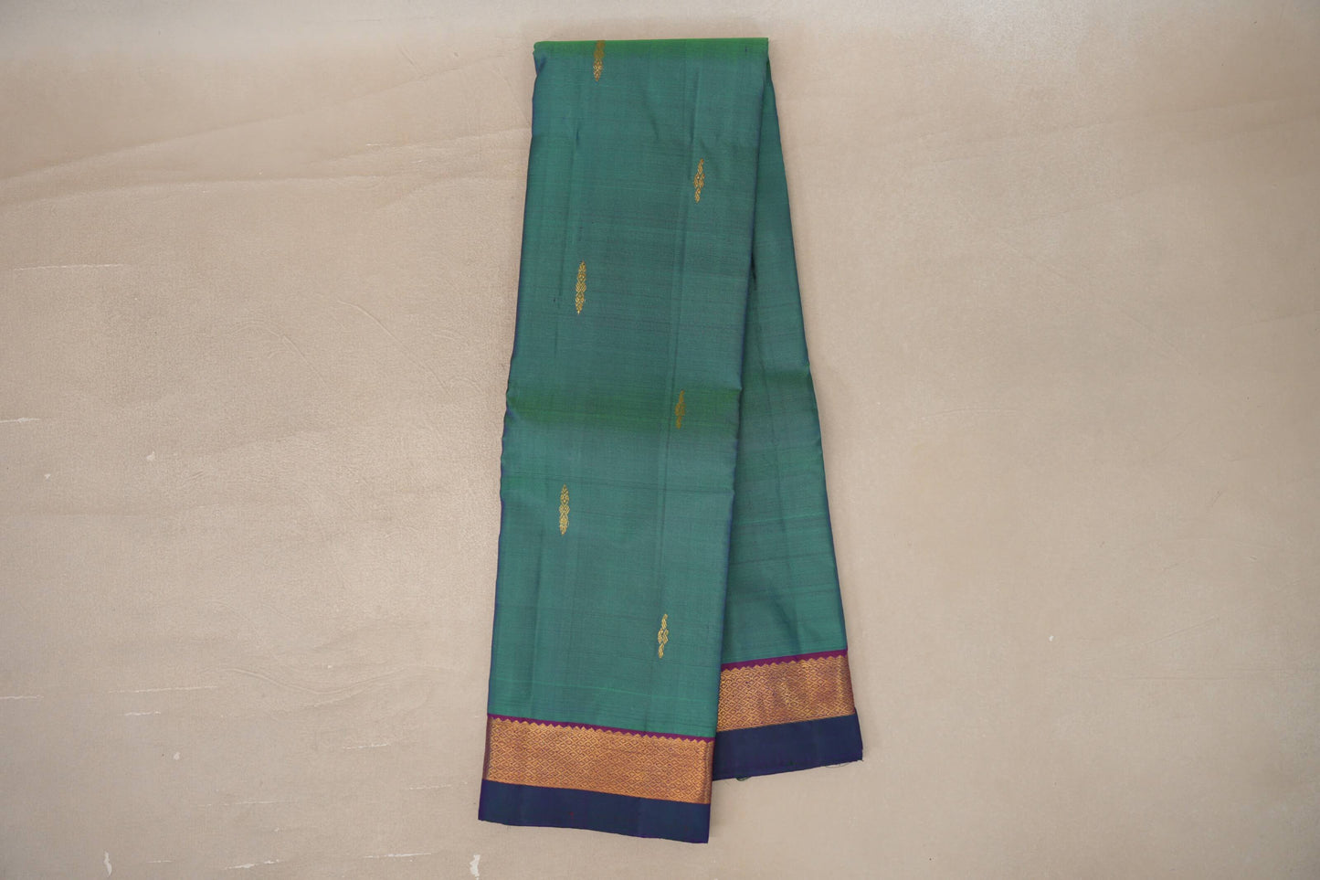 Online Light Green with Deep Magenta and Peacock Green Borders Vintage Kanjivaram Silk Saree