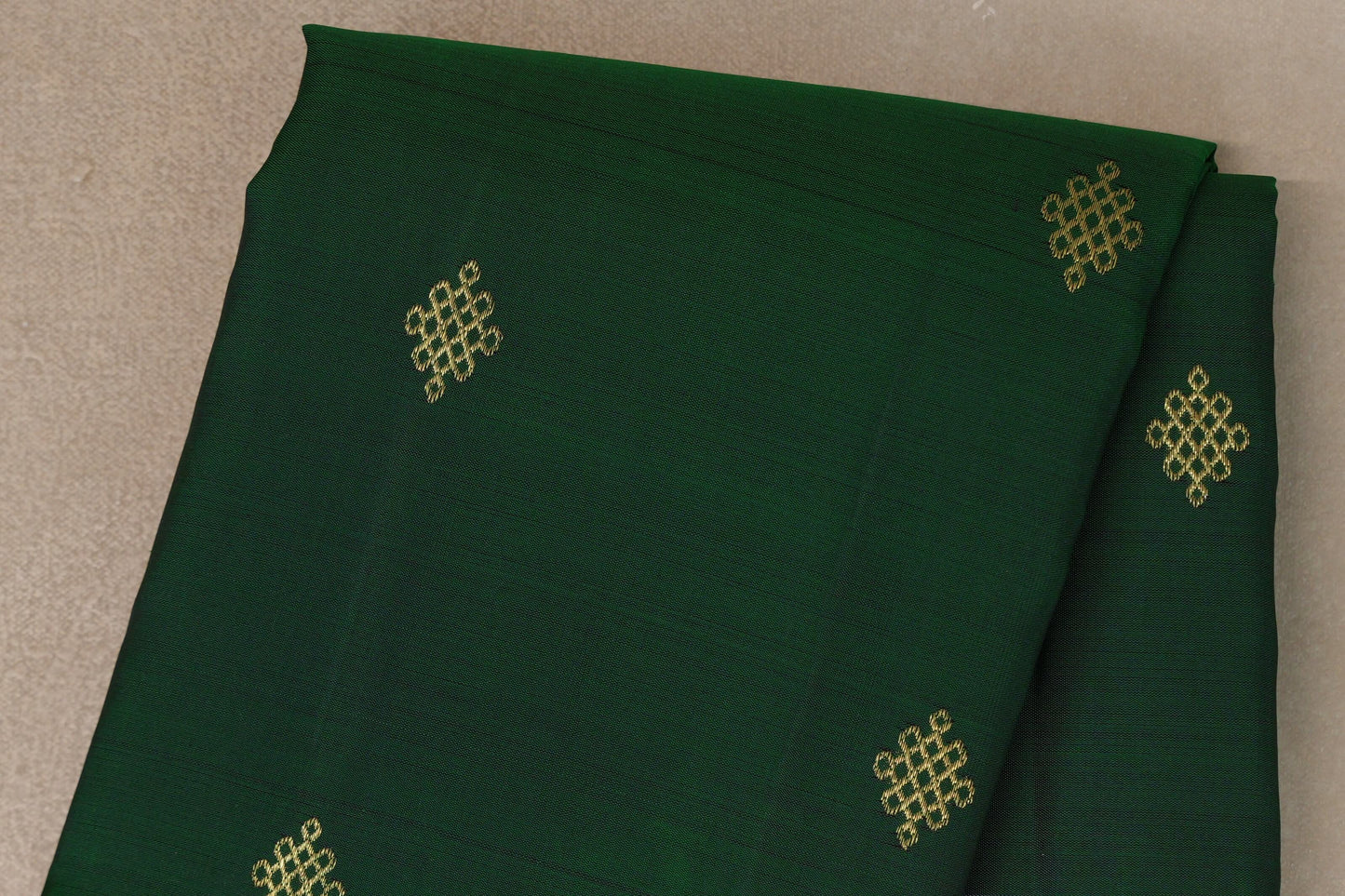 Dark Green with Grey Borders Vintage Kanjivaram Silk Saree body