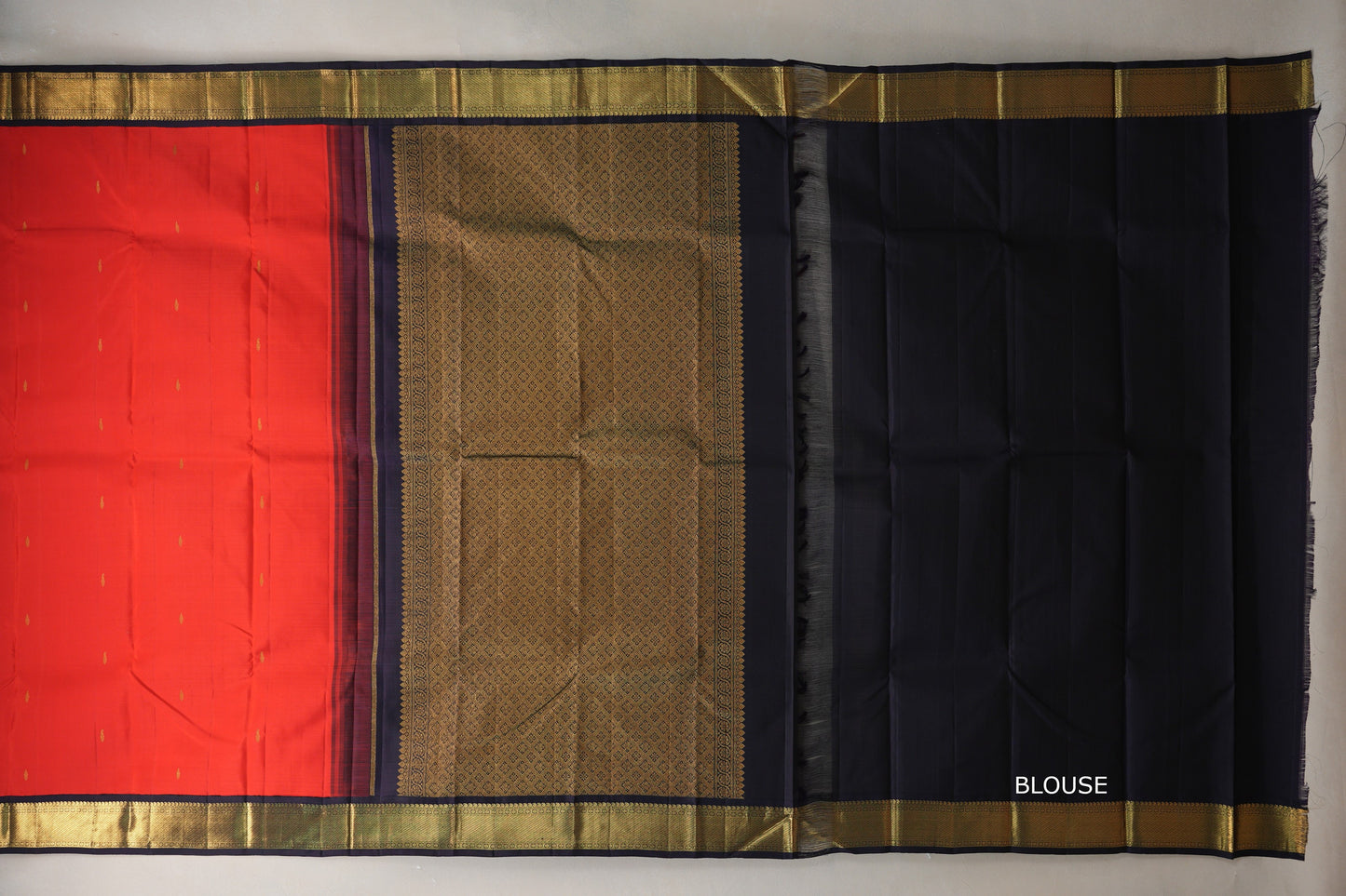 Tomato red with Dark Navy Blue Borders Vintage Kanjivaram Silk Saree blouse
