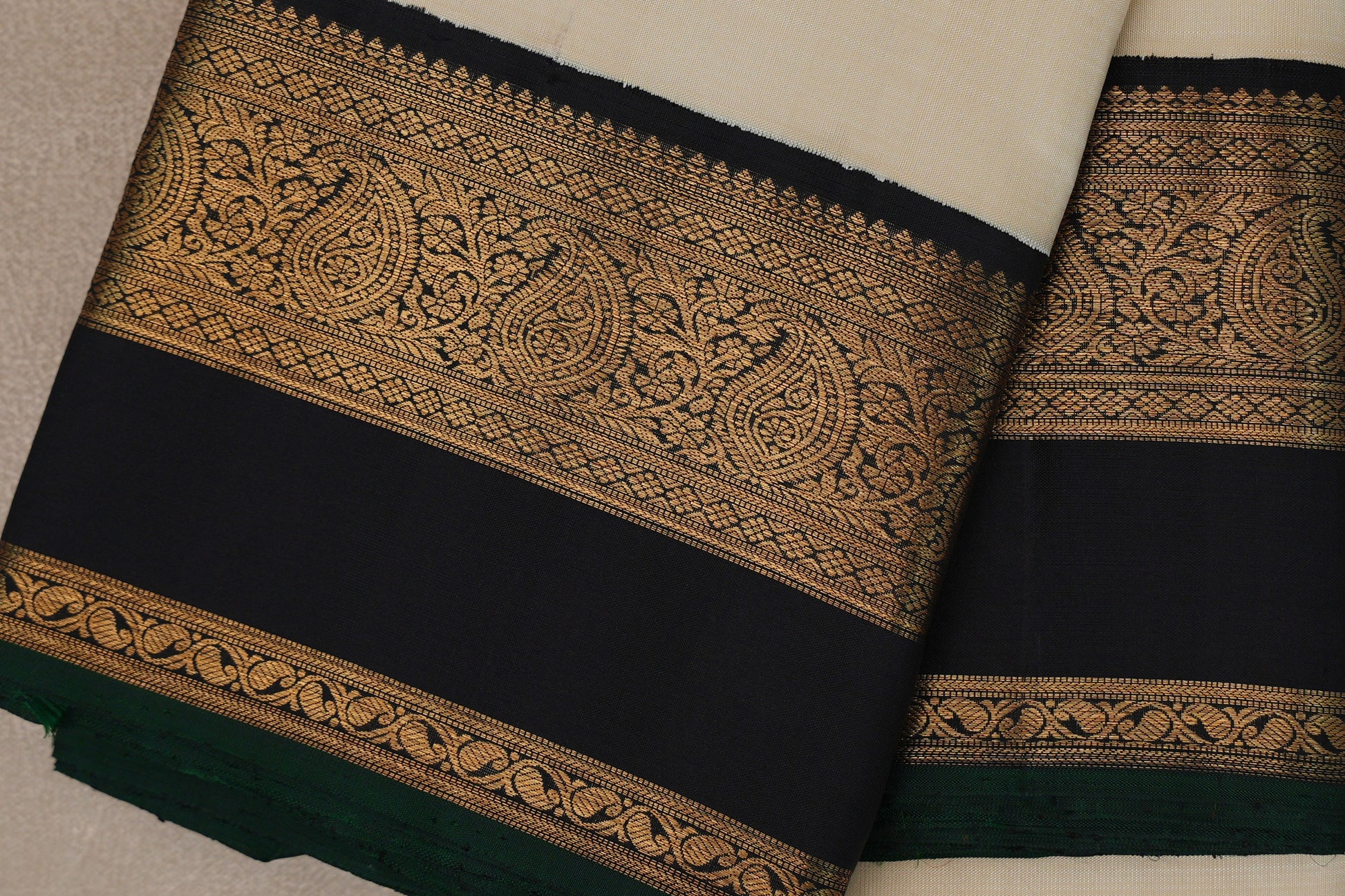 Cream with Dark Navy Blue Borders Vintage Kanjivaram Silk Saree border