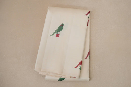 folded Off White Borderless Vintage Kanjivaram Silk Saree