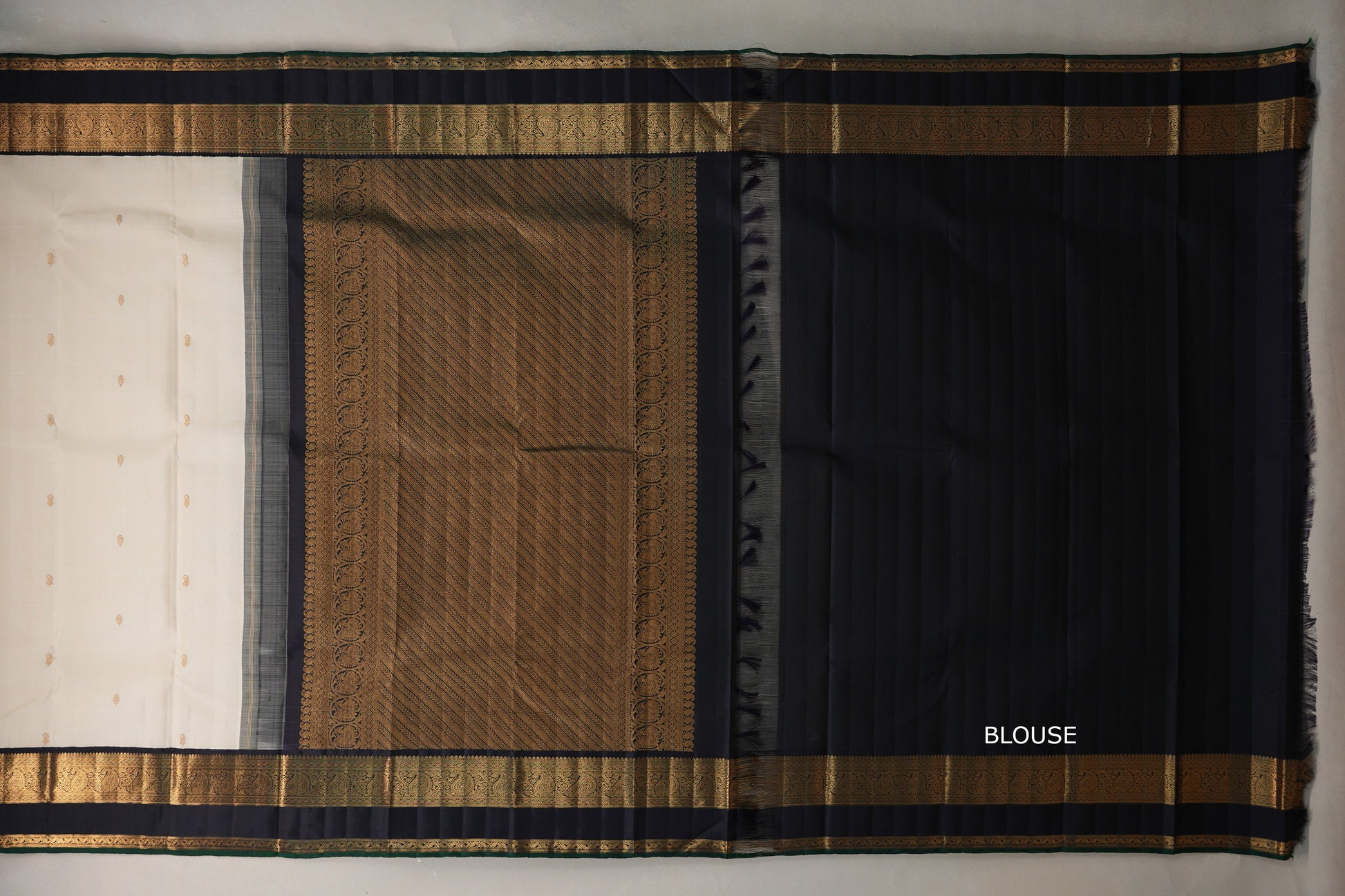 Cream with Dark Navy Blue Borders Vintage Kanjivaram Silk Saree blouse