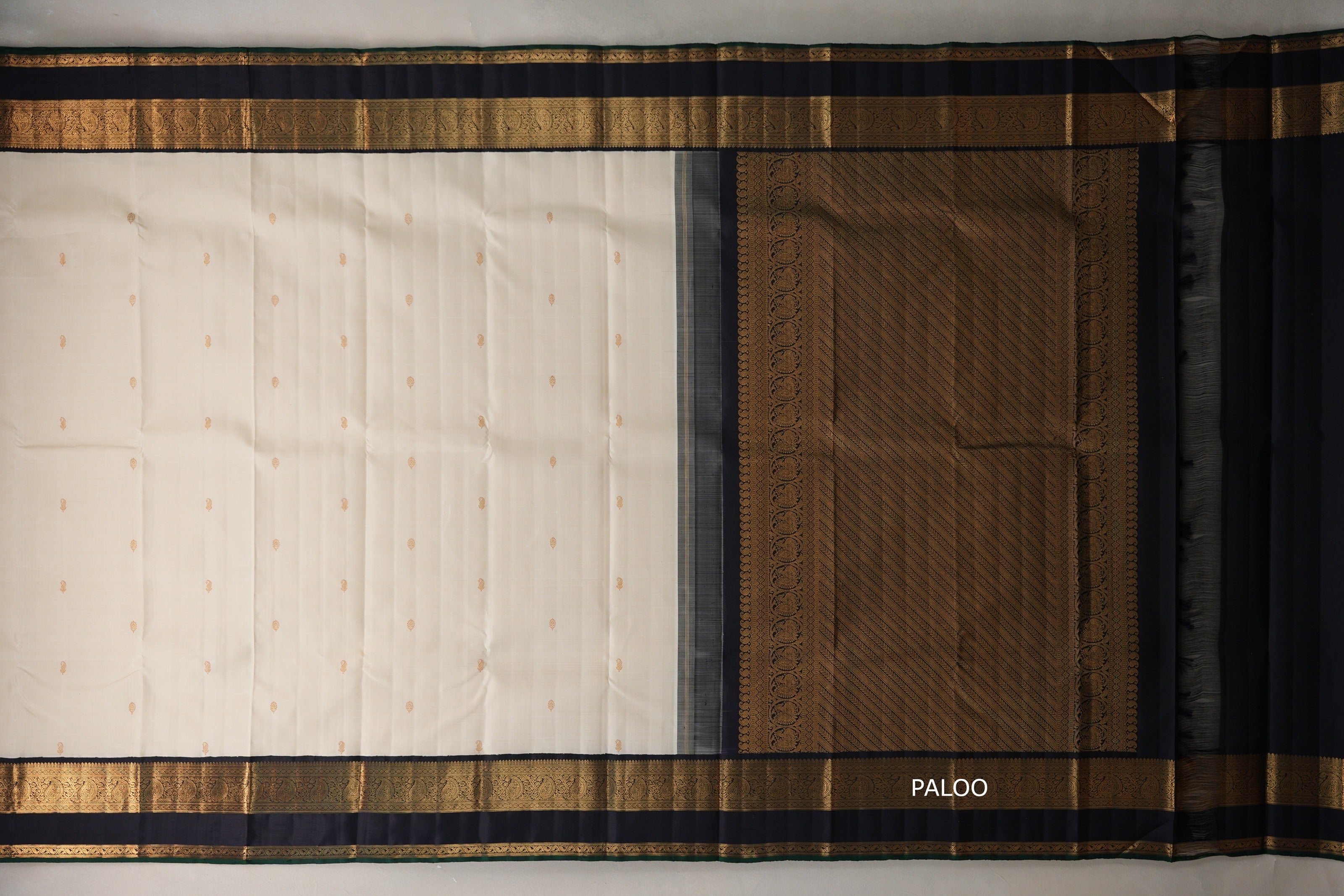 Cream with Dark Navy Blue Borders Vintage Kanjivaram Silk Saree paloo