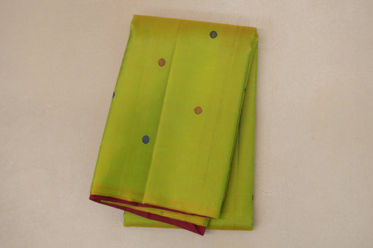 folded Parrot Green Borderless Vintage Kanjivaram Silk Saree