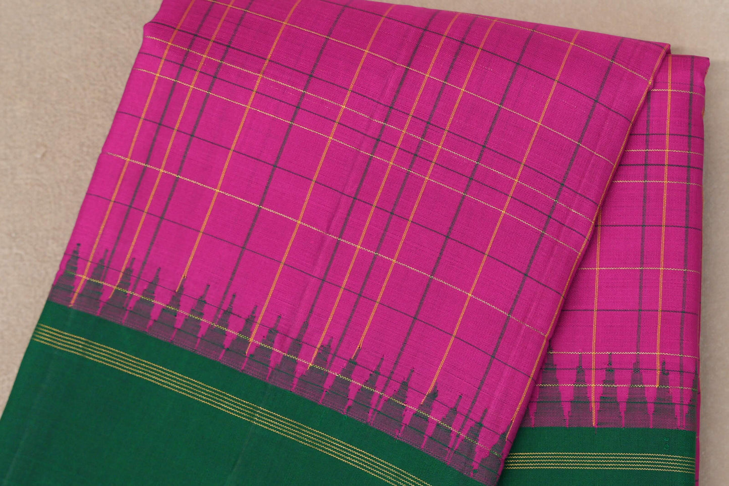 Bright pink with forest green Borders Vintage Kanjivaram Silk Saree  body
