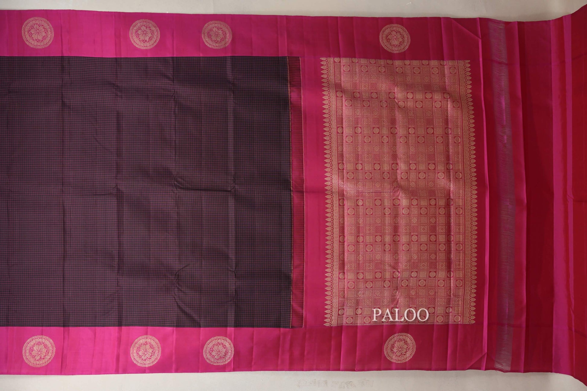 Black with Magenta Pink Borders Vintage Kanjivaram Silk Saree paloo
