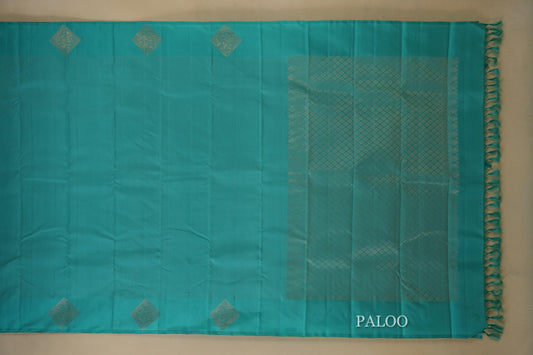 Rama Blue Lightweight Kanjivaram Saree paloo