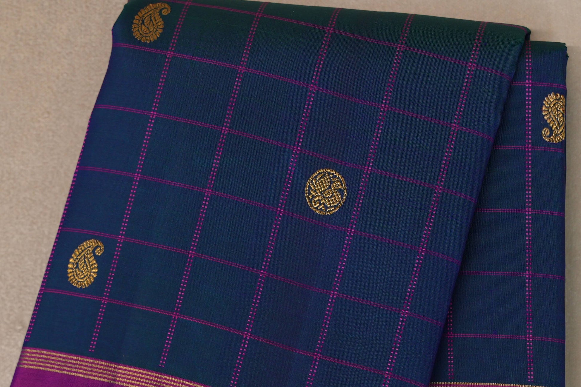 Peacock blue with Dual Tone of Magenta & Blue borders Vintage Kanjivaram Silk Saree 