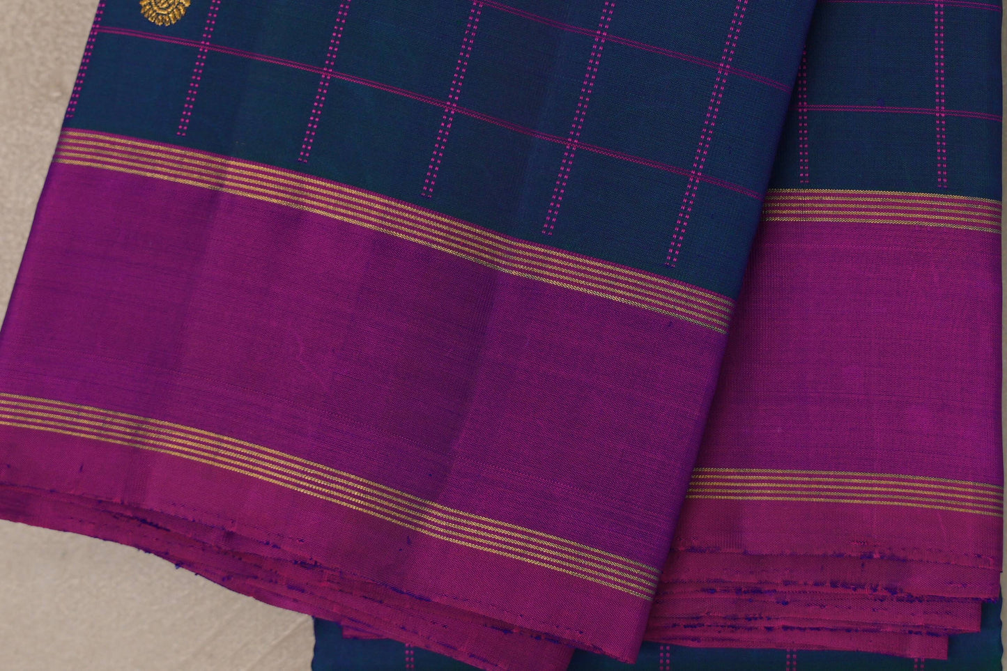 Peacock blue with Dual Tone of Magenta & Blue borders Vintage Kanjivaram Silk Saree  border