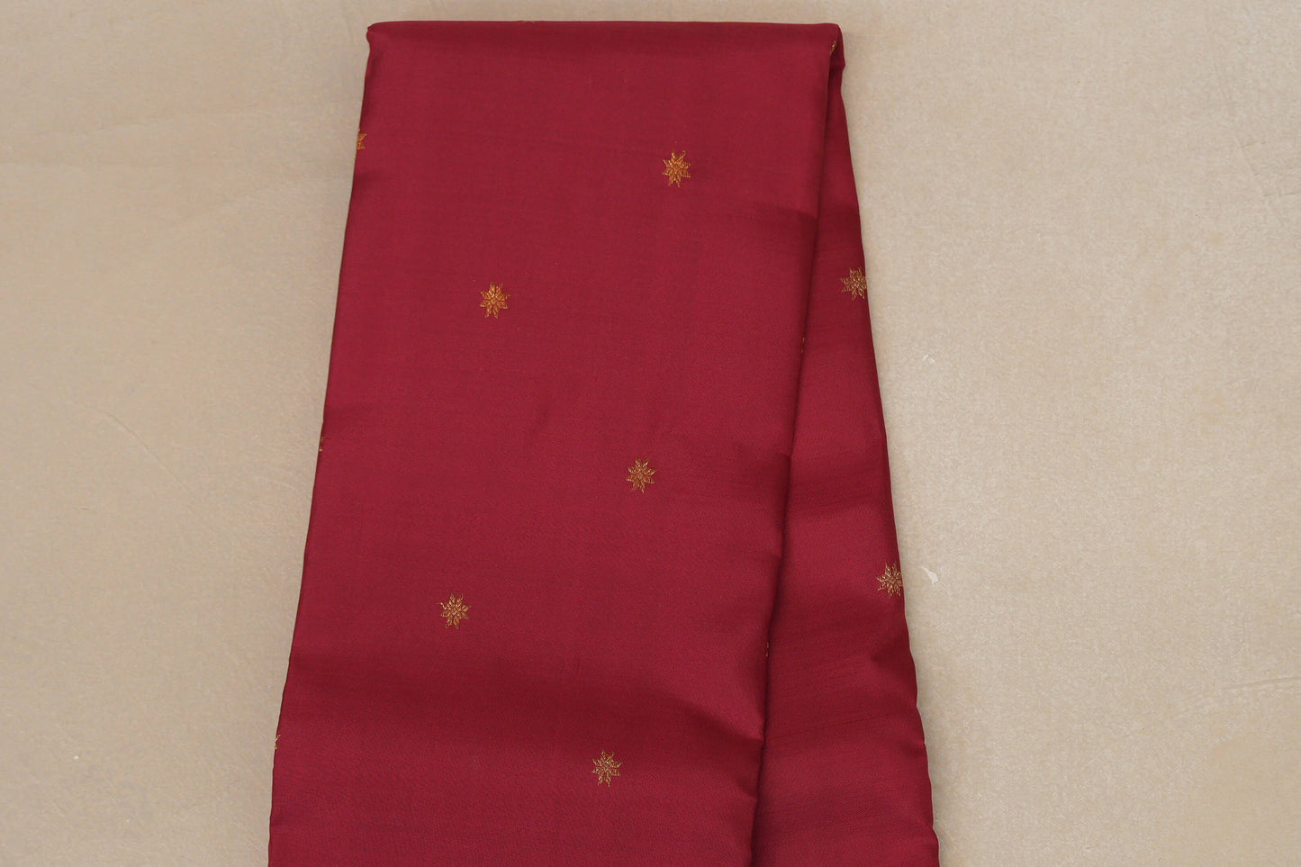 Reddish Maroon Vintage Kanjivaram Silk Saree body zoom
