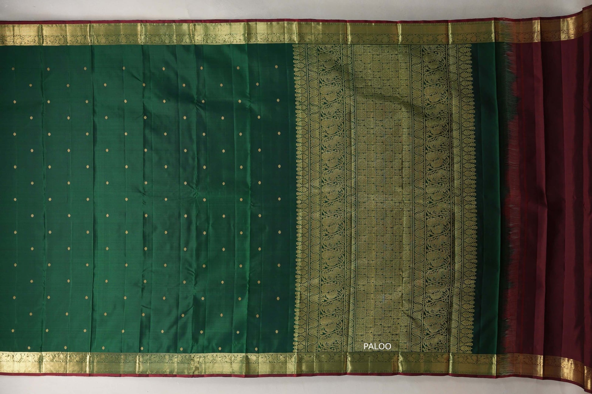 Deep bottle green with Reddish maroon borders Vintage Kanjivaram Silk Saree paloo