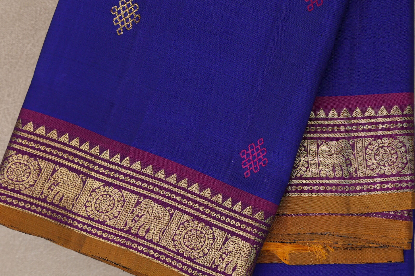 Deep blue with Deep magenta borders Vintage Kanjivaram Silk Saree SS9924