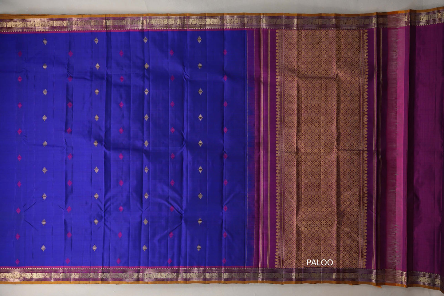 Deep blue with Deep magenta borders Vintage Kanjivaram Silk Saree paloo