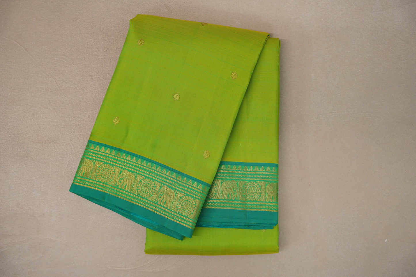 Dual tone of Green and yellow Vintage Kanjivaram Silk Saree