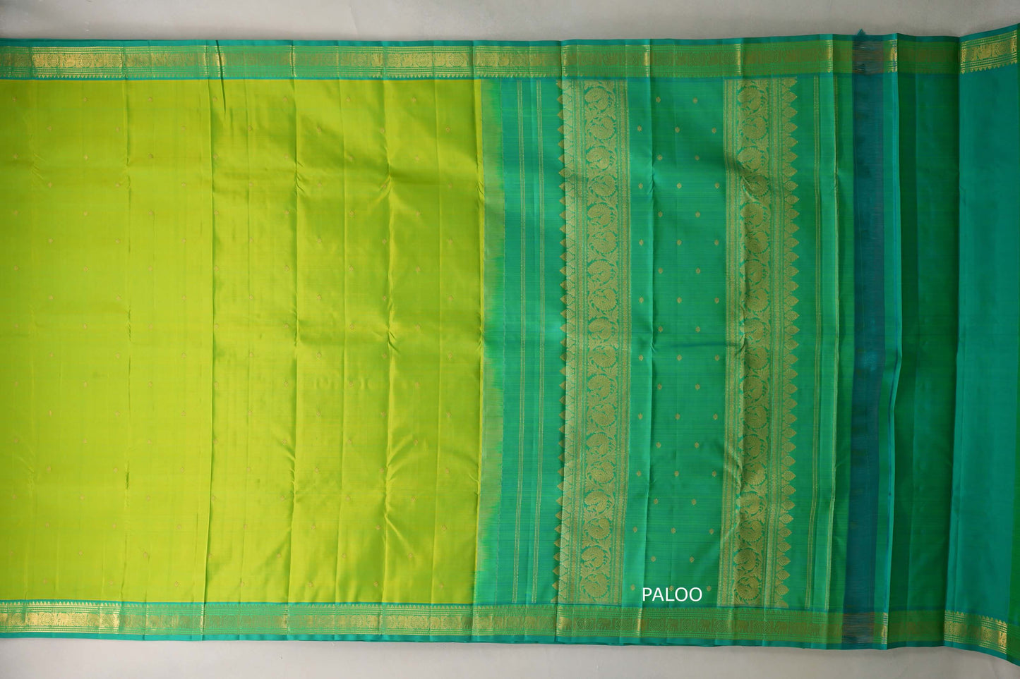 Dual tone of Green and yellow Vintage Kanjivaram Silk Saree paloo