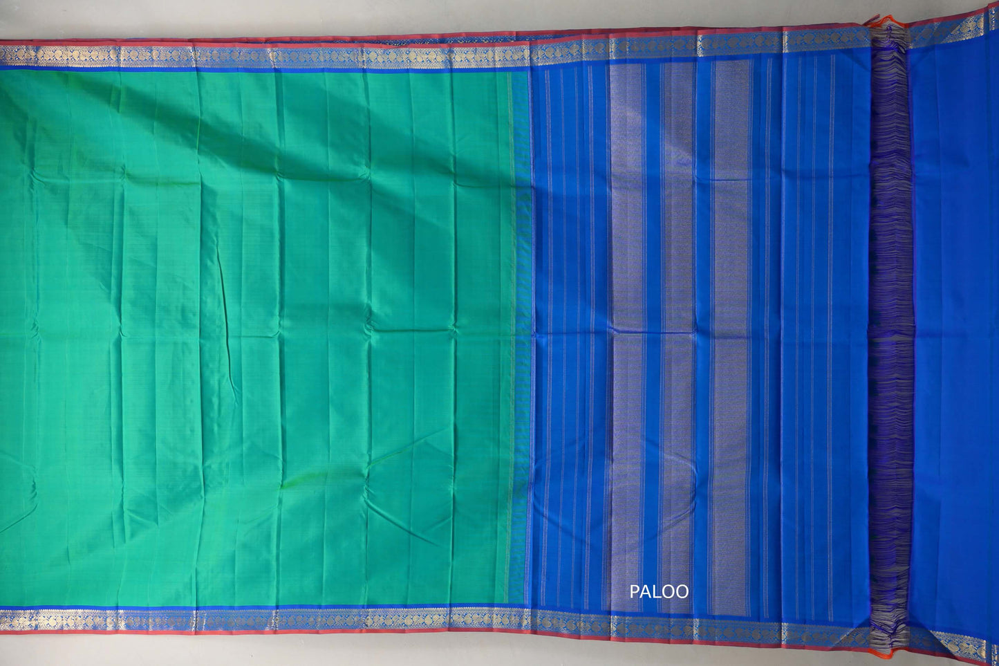 Dual tone of Green and Blue Vintage Kanjivaram Silk Saree paloo
