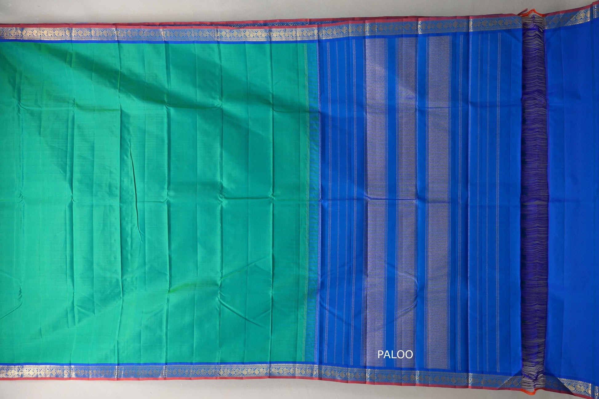 Dual tone of Green and Blue Vintage Kanjivaram Silk Saree paloo