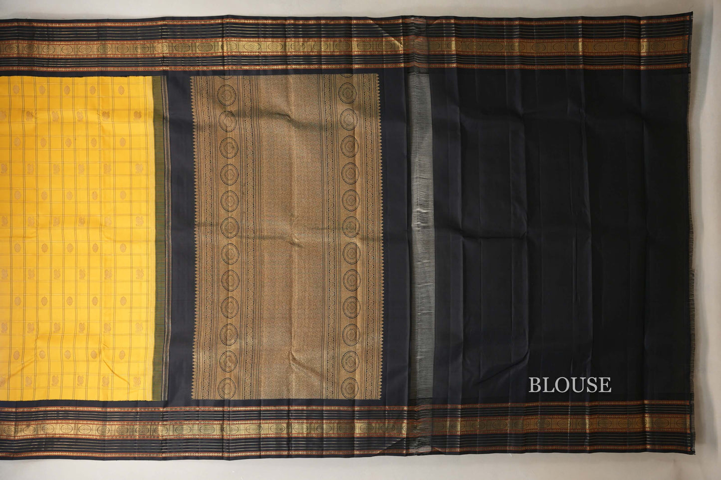 Mango Yellow with Black Borders Heirloom Kanjivaram Silk Saree  border zoom