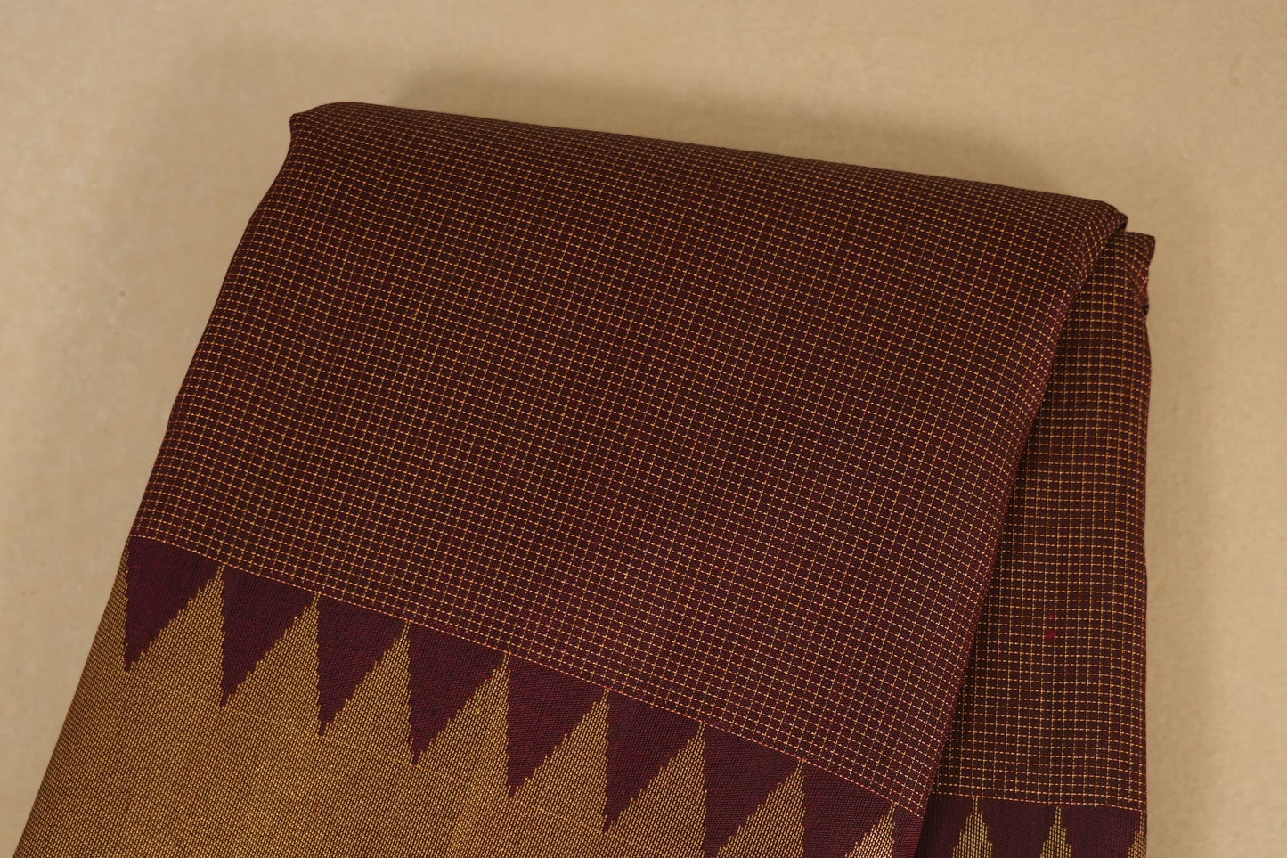 Deep Maroon Vintage Kanjivaram Silk Saree body