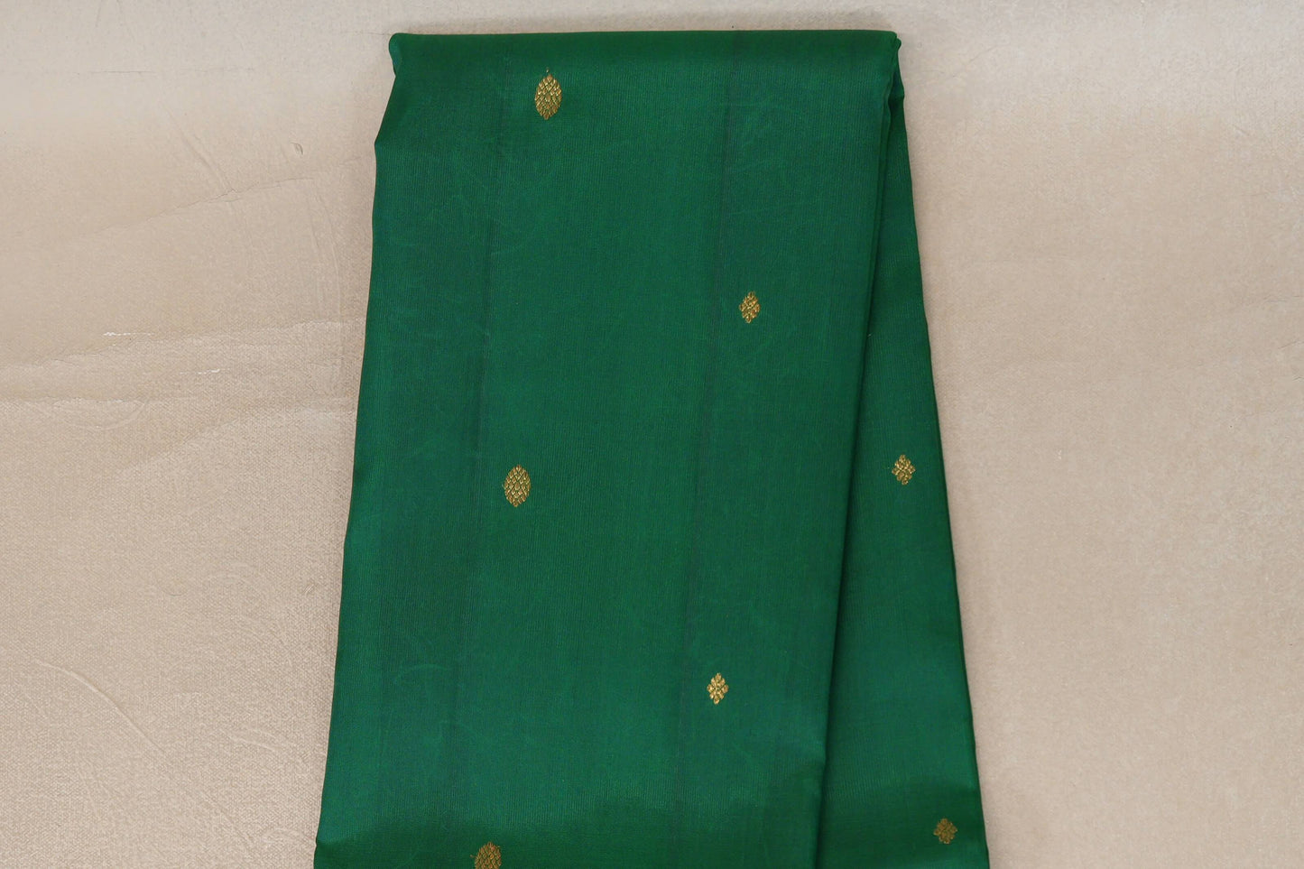 Emerald Green with Rani Pink Borders Vintage Kanjivaram Silk Saree body