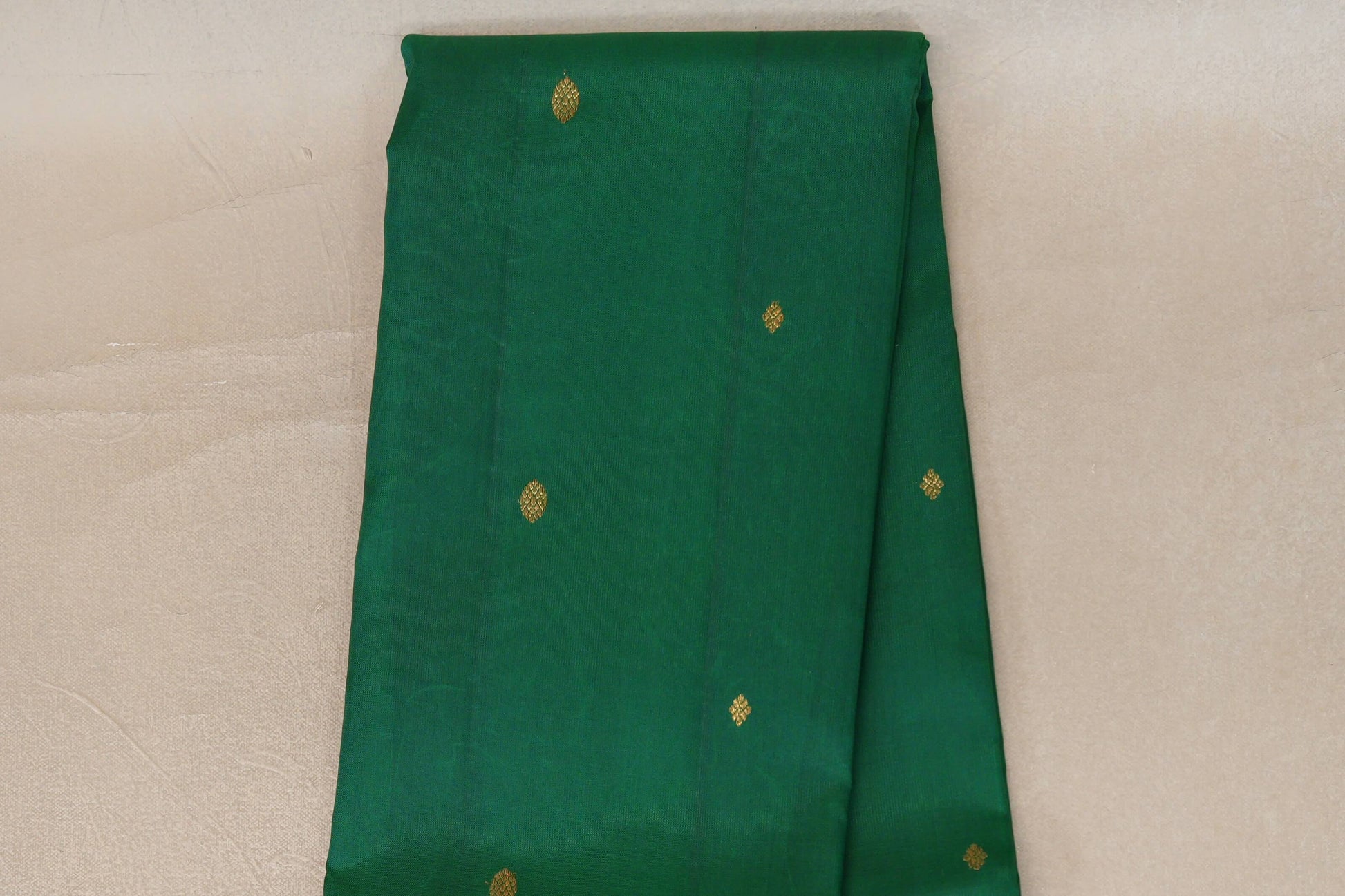 Emerald Green with Rani Pink Borders Vintage Kanjivaram Silk Saree body
