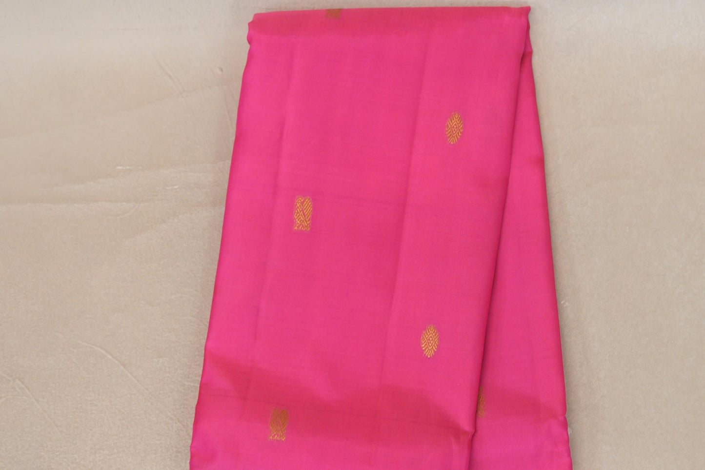 Bright Pink with Deep Magenta Rettai Pettu Borders Vintage Kanjivaram Silk Saree body