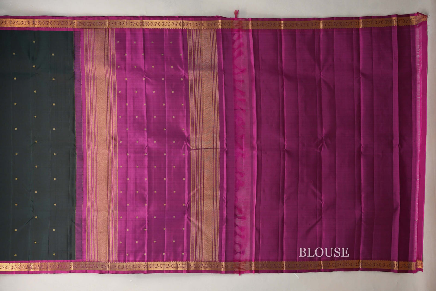 Dual Tone of Deep Bottle Green & Brown with Deep Magenta Borders Vintage Kanjivaram Silk Saree blouse