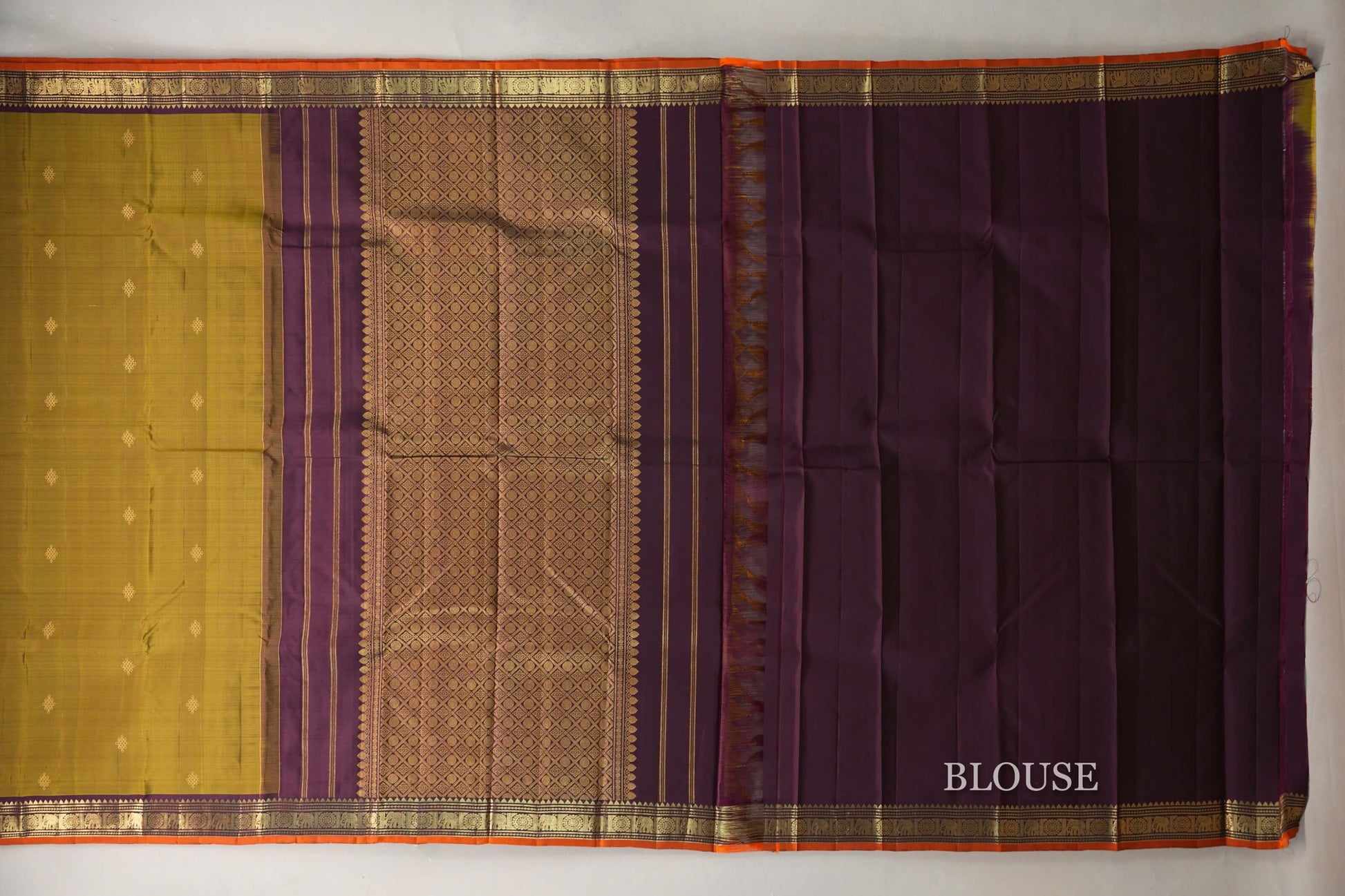 Mehandi Green with Deep Plum Borders Vintage Kanjivaram Silk Saree blouse