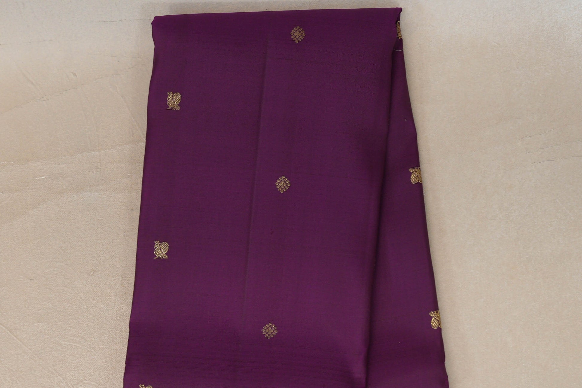 Deep Purple with Reddish Maroon Borders Vintage Kanjivaram Silk Saree body