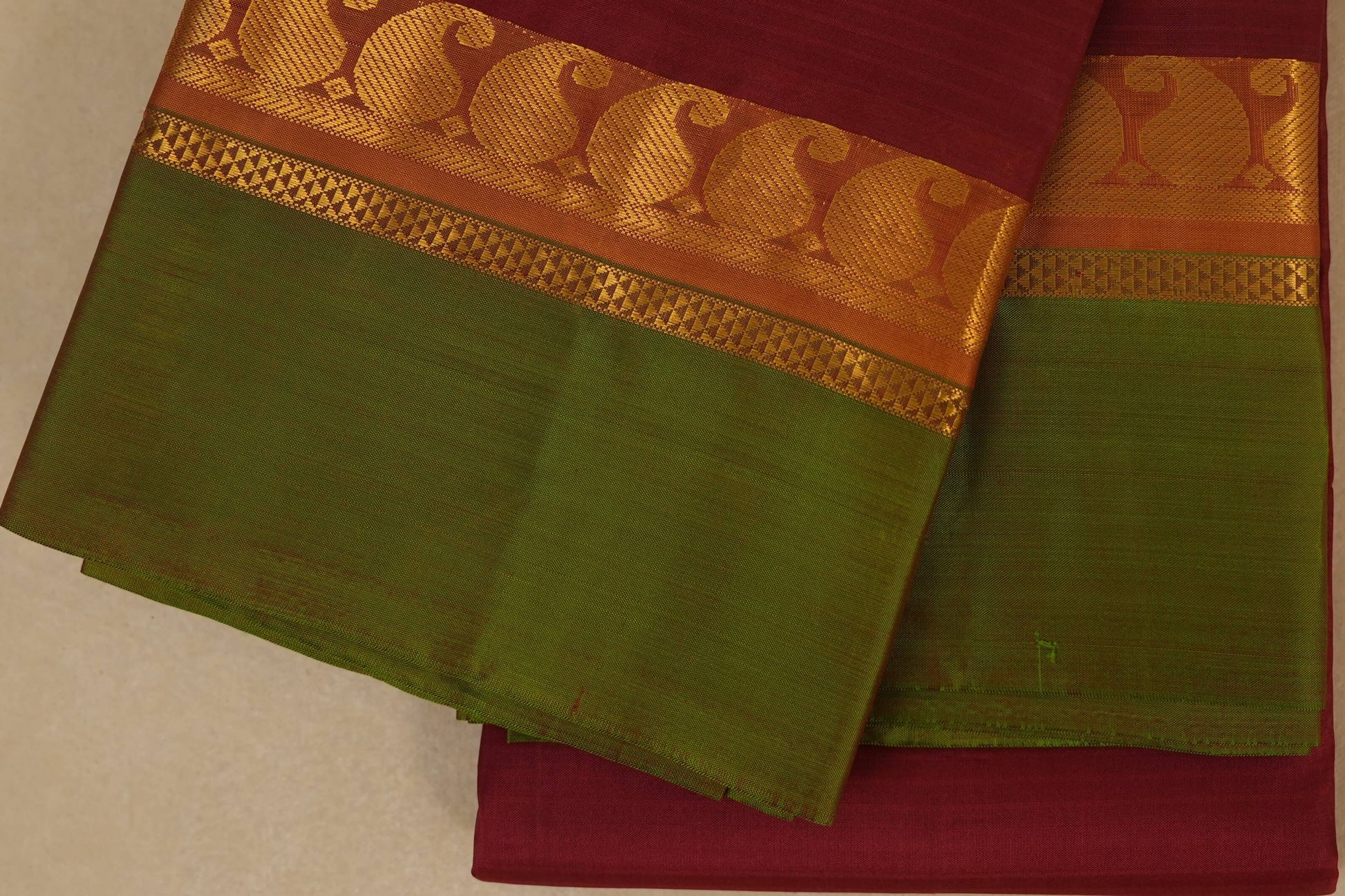 maroon kanjivaram silk saree border