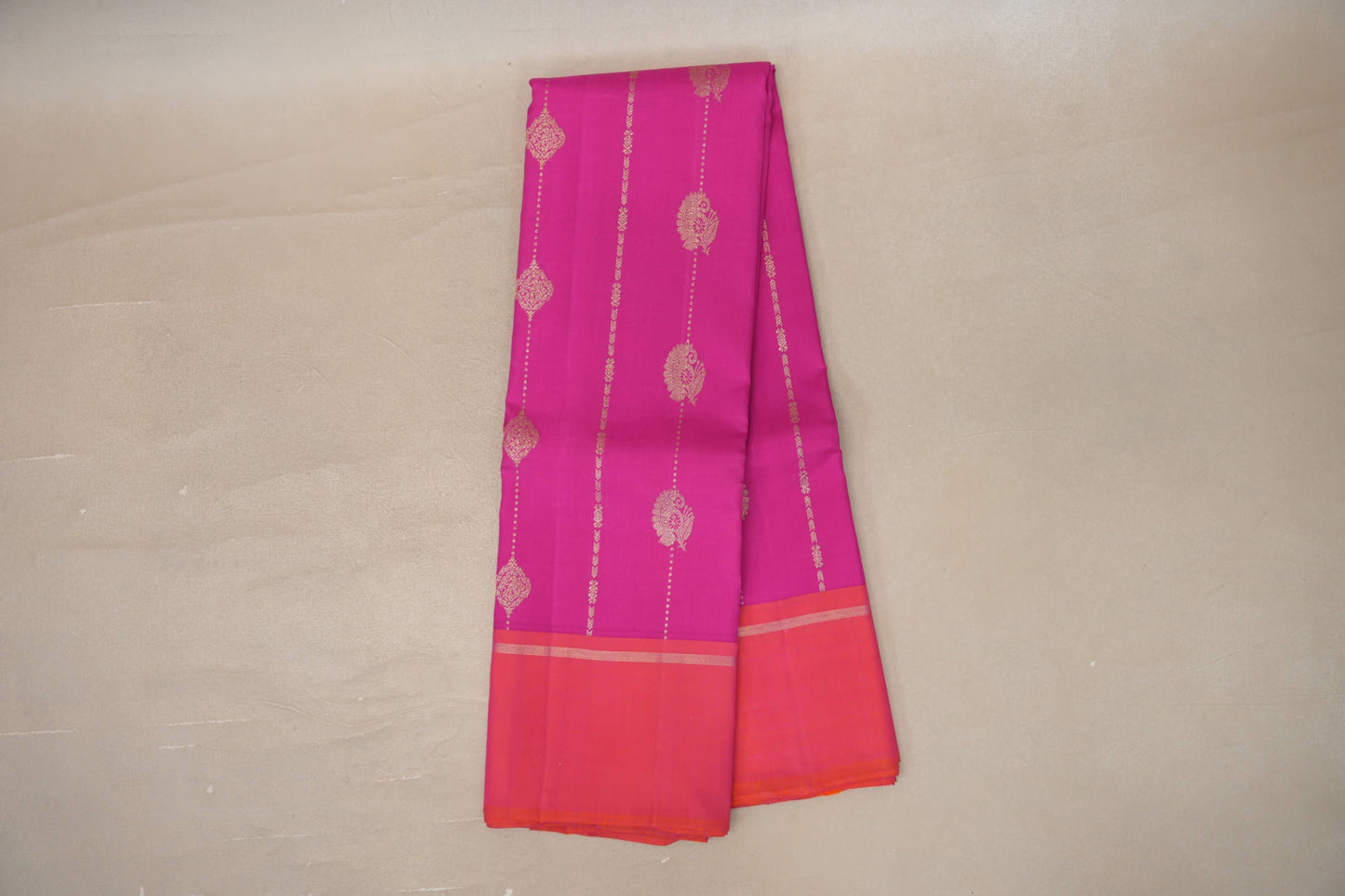Online Bright Magenta with Pinkish Orange Borders Vintage Kanjivaram Silk Saree