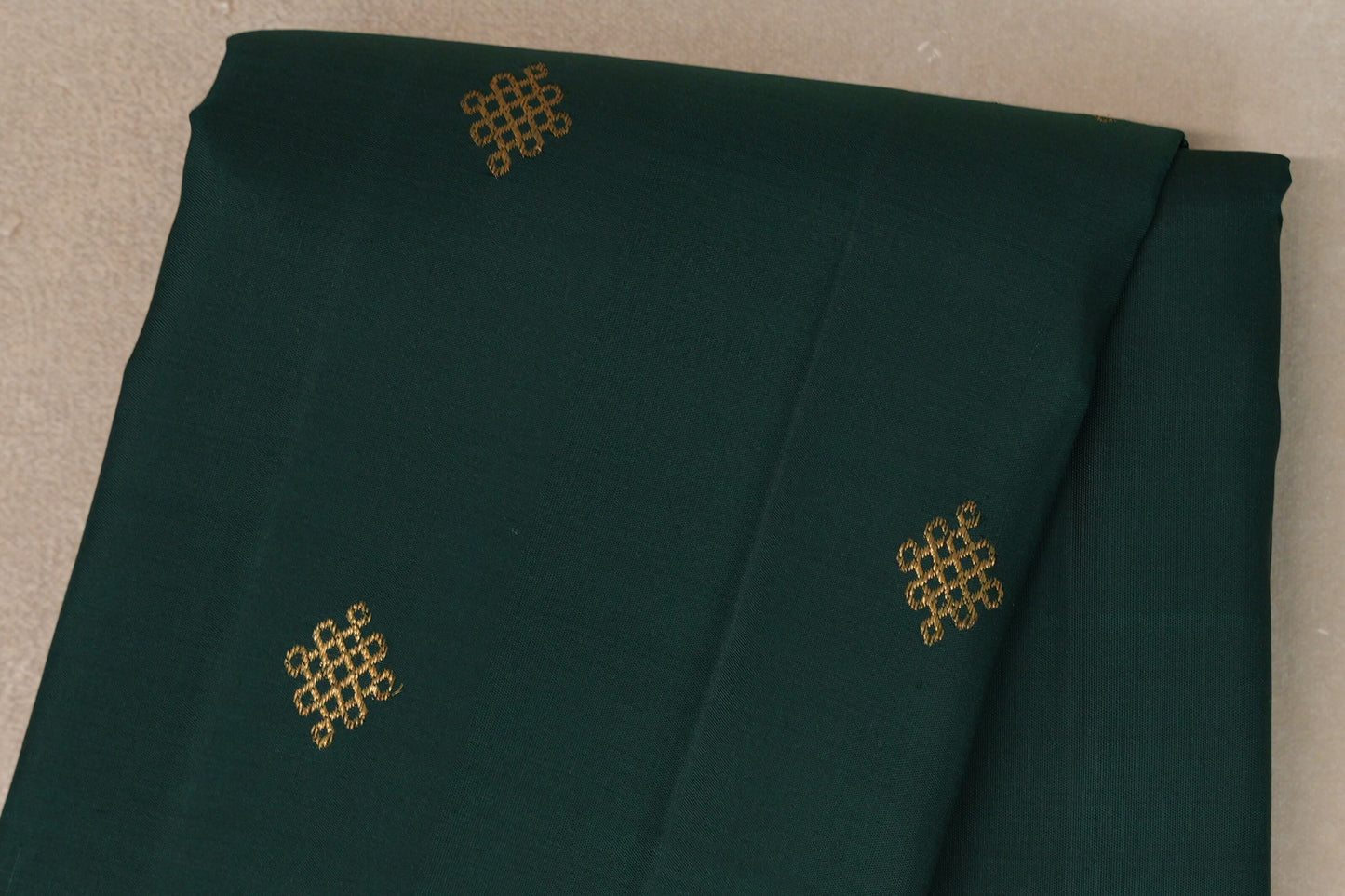 Deep Bottle Green with Olive Green Borders Vintage Kanjivaram Silk Saree body