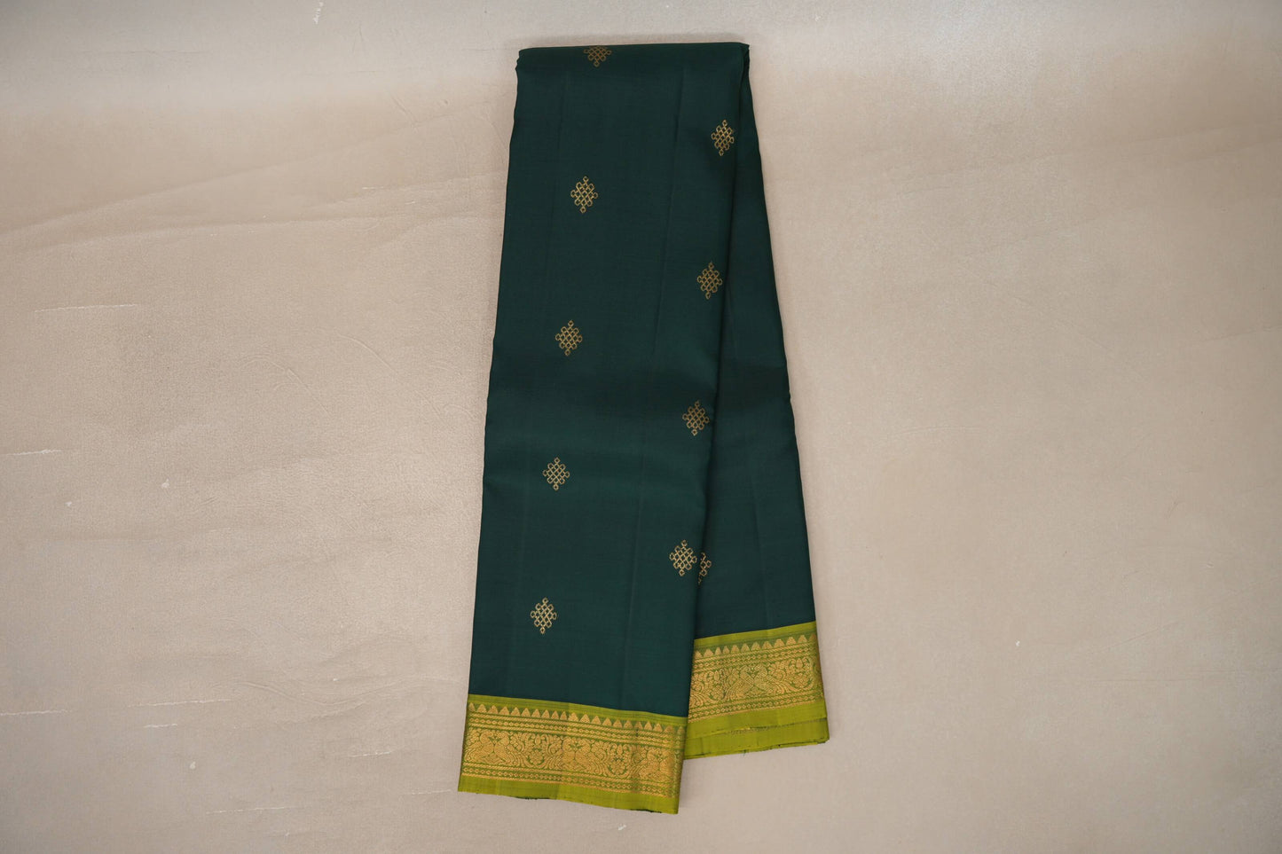 Online Deep Bottle Green with Olive Green Borders Vintage Kanjivaram Silk Saree