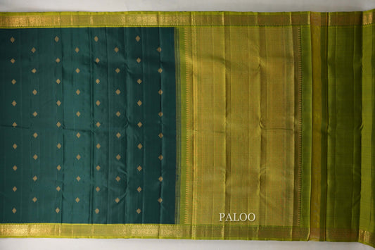 Deep Bottle Green with Olive Green Borders Vintage Kanjivaram Silk Saree paloo