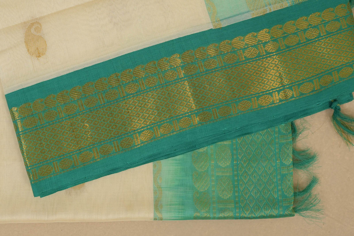 Off White Silk Cotton Saree border