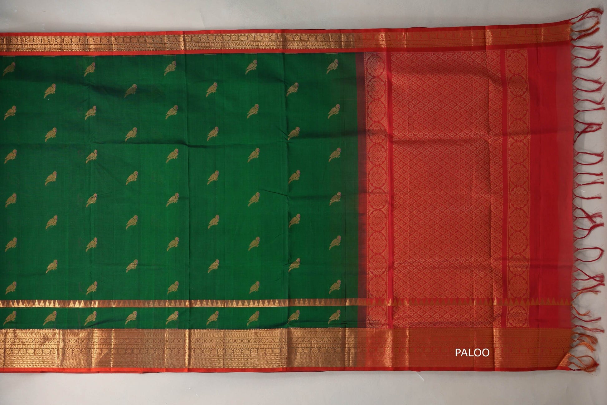 Dark Forest green with Bright Red Borders Vintage Silk Cotton Saree  paloo