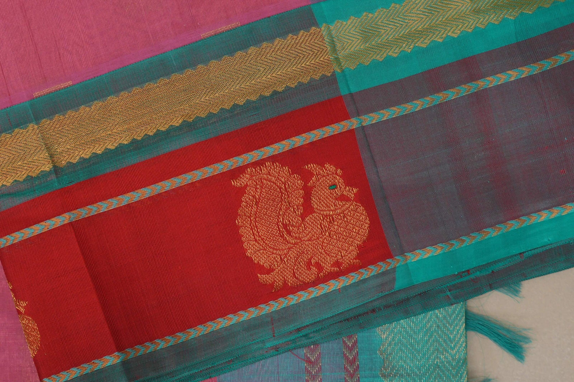 Onion pink with Rama Green Borders Vintage Silk Cotton Saree border