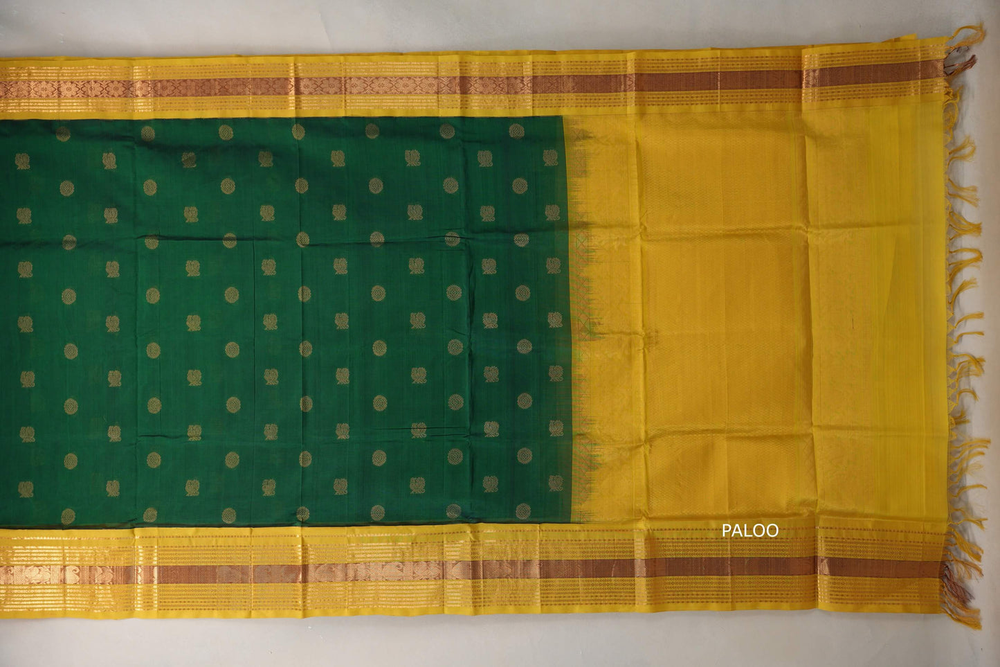 Emerald green with Bright Yellow Borders Vintage Silk Cotton Saree paloo