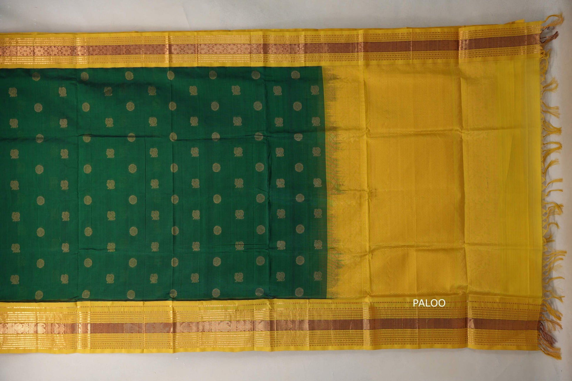 Emerald green with Bright Yellow Borders Vintage Silk Cotton Saree paloo