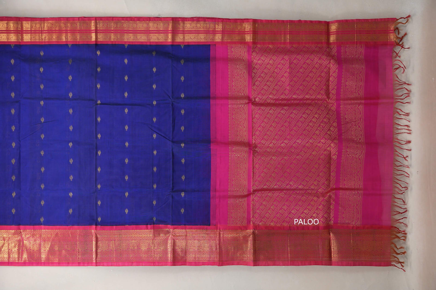 Deep blue with Rani Pink Borders Vintage Silk Cotton Saree  paloo