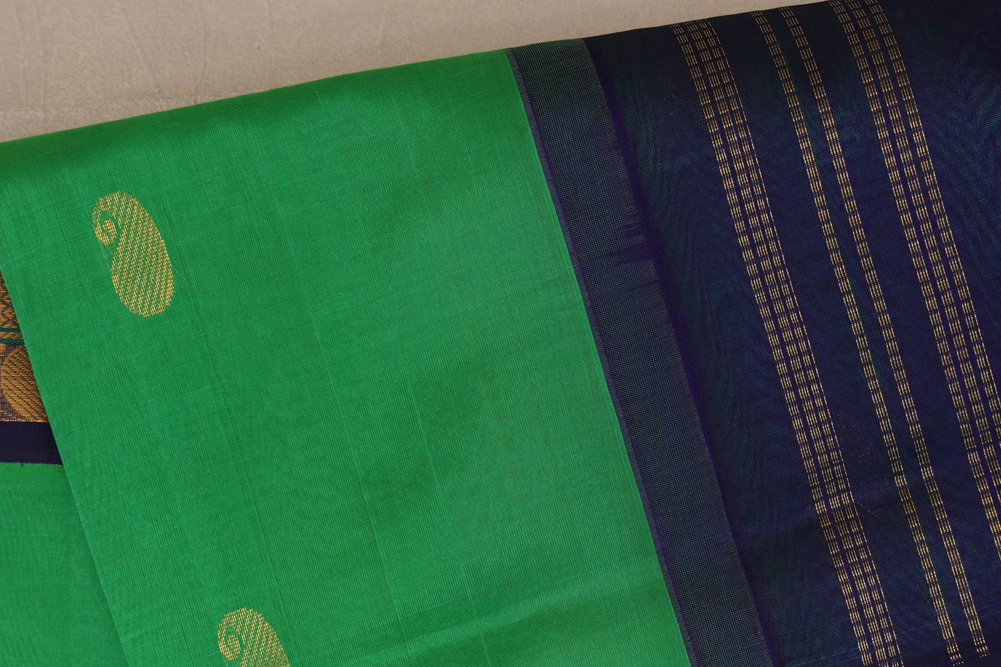 Leaf green with Navy Blue Borders Vintage Silk Cotton Saree body
