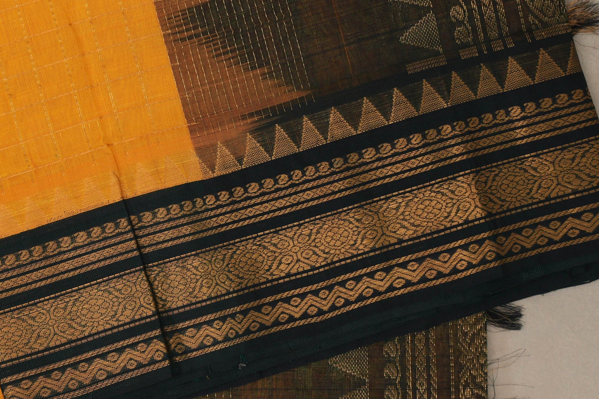 Mango yellow with Black Borders Vintage Silk Cotton Saree border