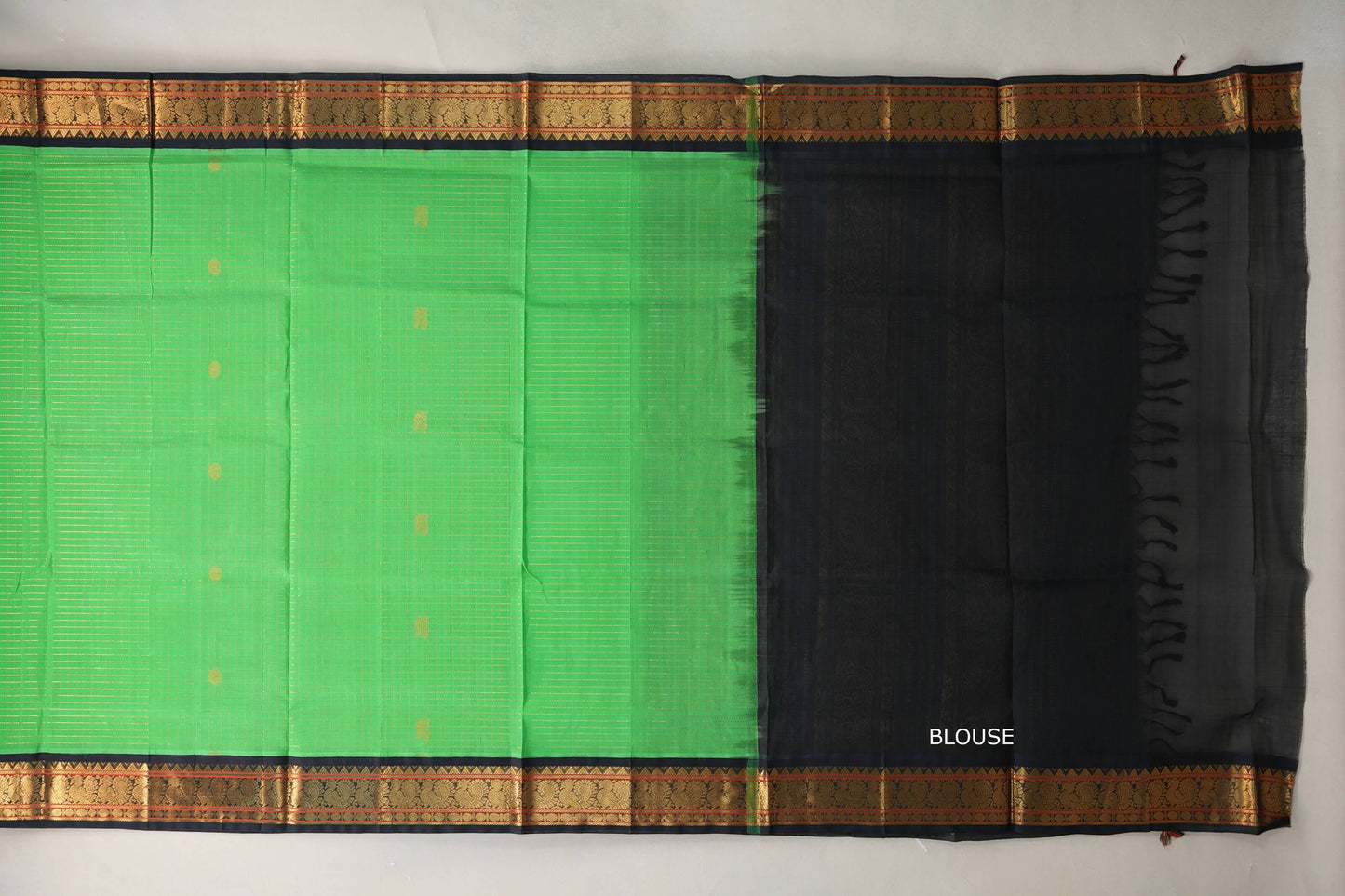 Bright Green with Black Borders Vintage Silk Cotton Saree blouse