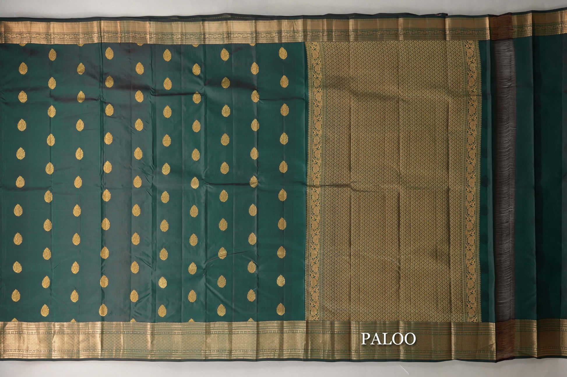 Dual Tone of Maroon and Dark Green Soft Silk Saree paloo