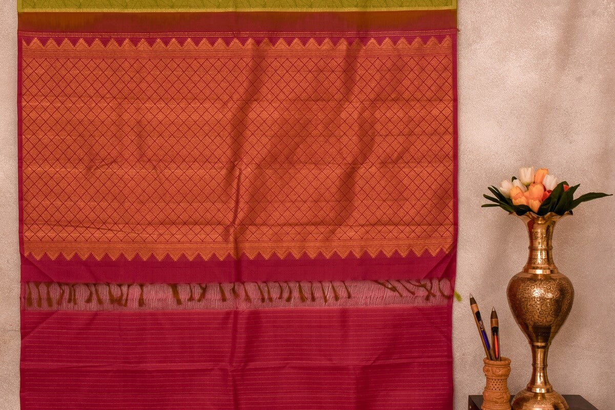 Kanjivaram silk saree SS3914