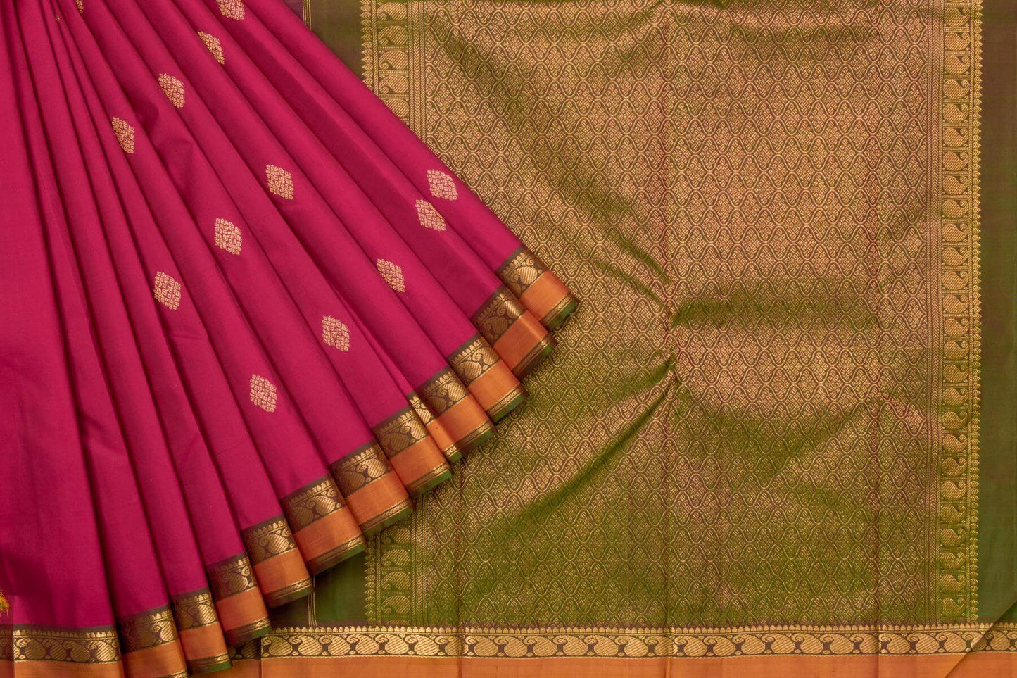 Kanjivaram Silk Saree SS5578