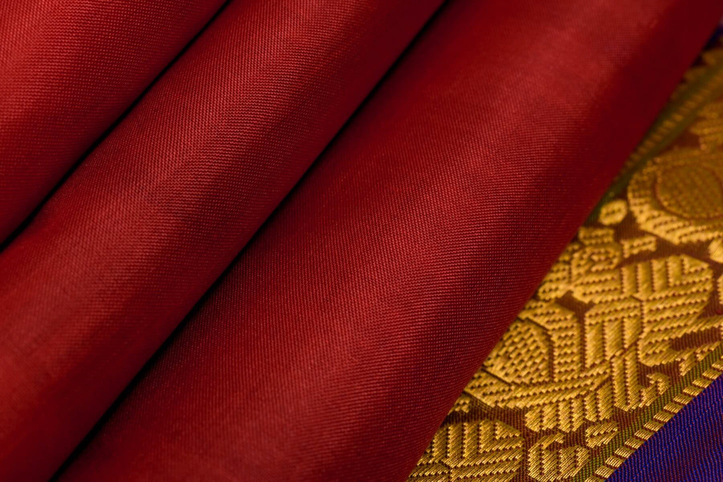 Light Weight Kanjivaram Silk Saree SS5643