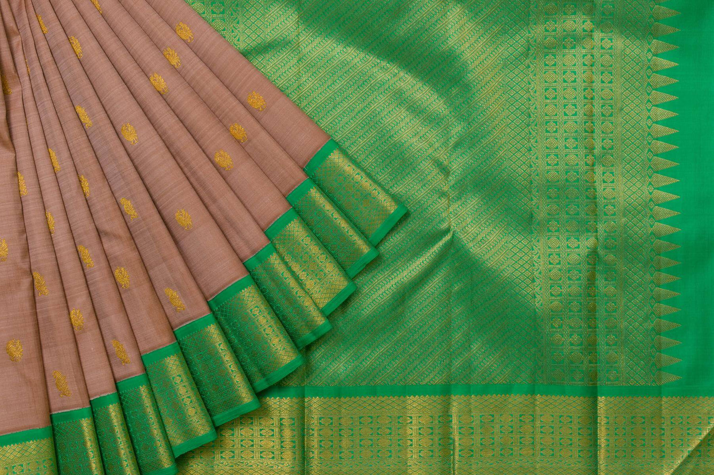 Kanjivaram Silk Saree SS5706