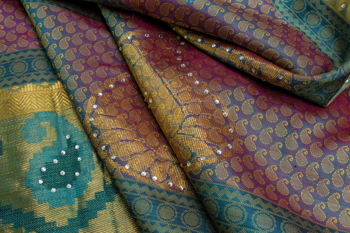 Kanjivaram silk saree SS4323